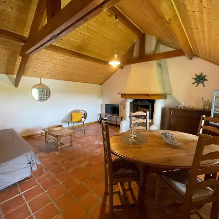 Сasa de vacaciones Authentique En Bourrines Traditionnelles à - Fr-1-426-583